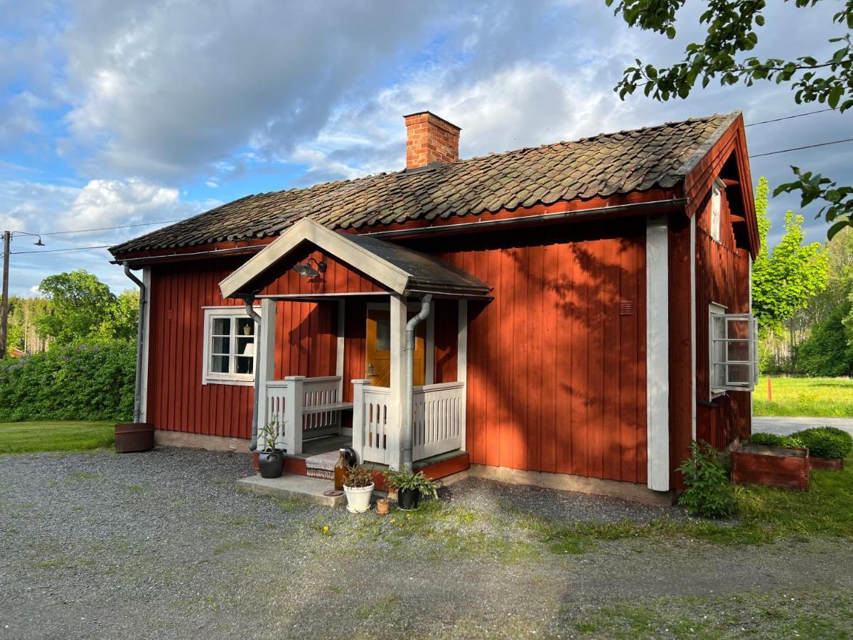 Lilla Backstugan Hébergement de vacances Nora (Orebro)